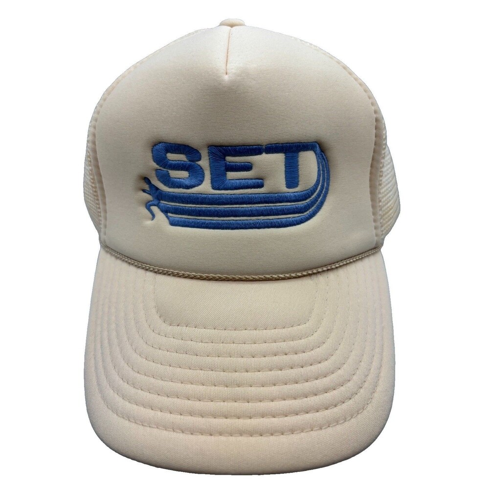 Vintage SET Embroidered Foam Trucker Hat Beige Cream Snapback Nissun